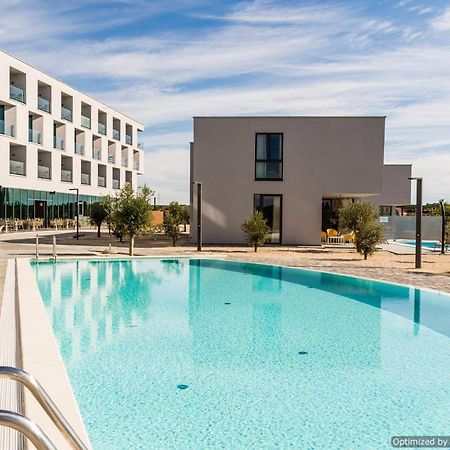 Hotel Olea ノヴァリャ エクステリア 写真